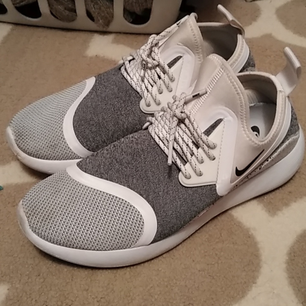 Nike Lunar Charge